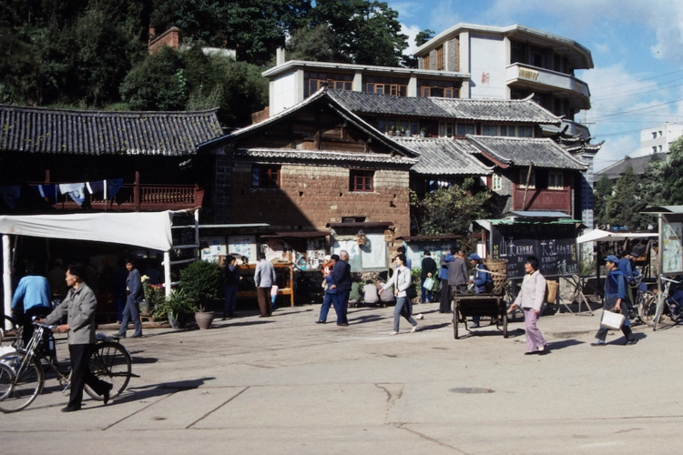 八十年代末云南丽江,彼时的古城生活