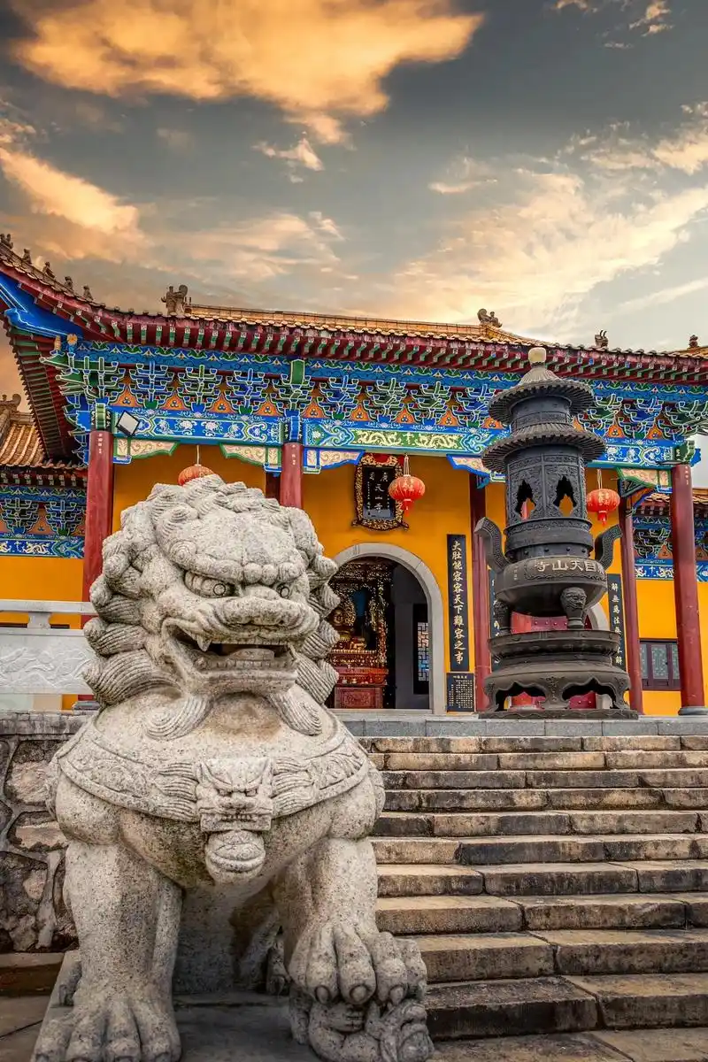 你敢相信这是在醴陵拍的吗?之前总是路过这座寺庙