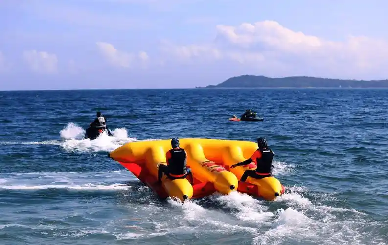南澳环岛旅游观光船和前江湾水上娱乐项目将于 今年五一正式对外试营