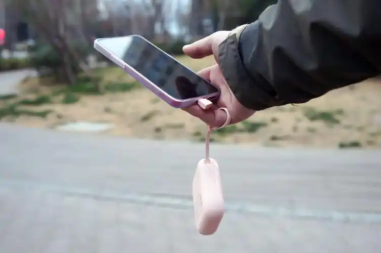 迷你身材公主配色还不用带线ravpower充电宝上手