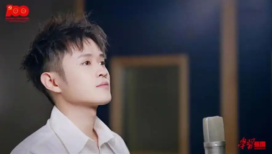 王勉风月都好看人间也浪漫