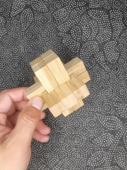 经典九通鲁班锁 竹制孔明锁拆解搭法 鲁班锁