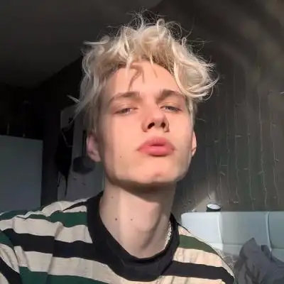 2023ins风高清帅气的欧美男生头像 痞帅超酷高颜值微信男头图片_男生