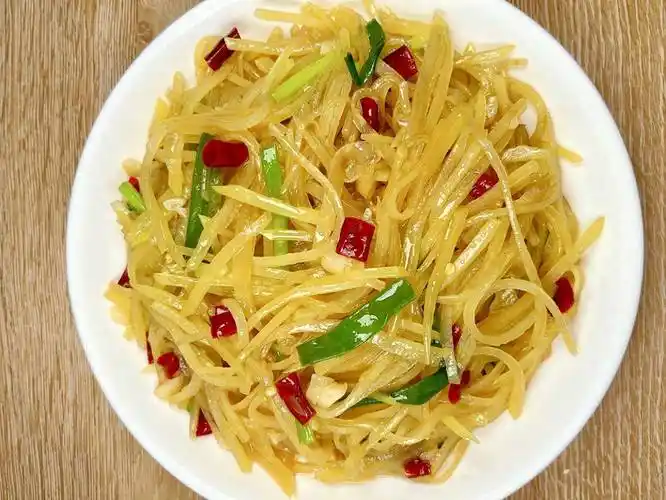 好吃有营养,再也不用天天吃外卖了_材料_酸辣土豆丝_番茄