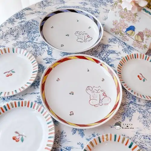 现货日本进口九谷烧手绘音符招财猫彩绘樱桃盘子碟