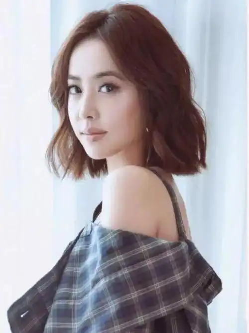 长脸女生短发发型(10款长脸适合的短发,彰显独特的女人韵味)