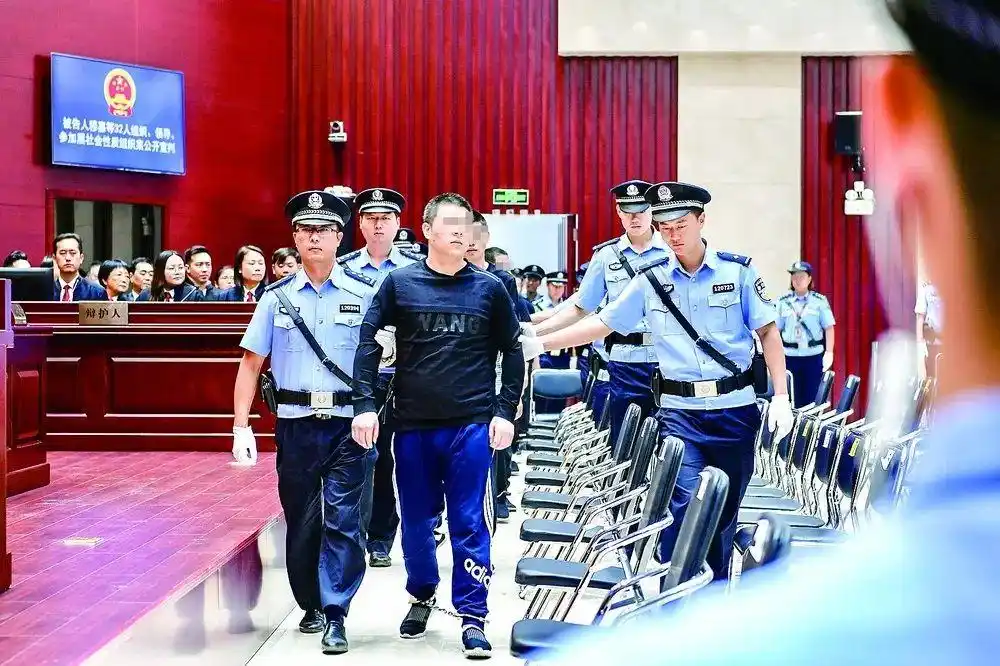 扫黑除恶人民日报刊文天津打好扫黑除恶攻坚仗