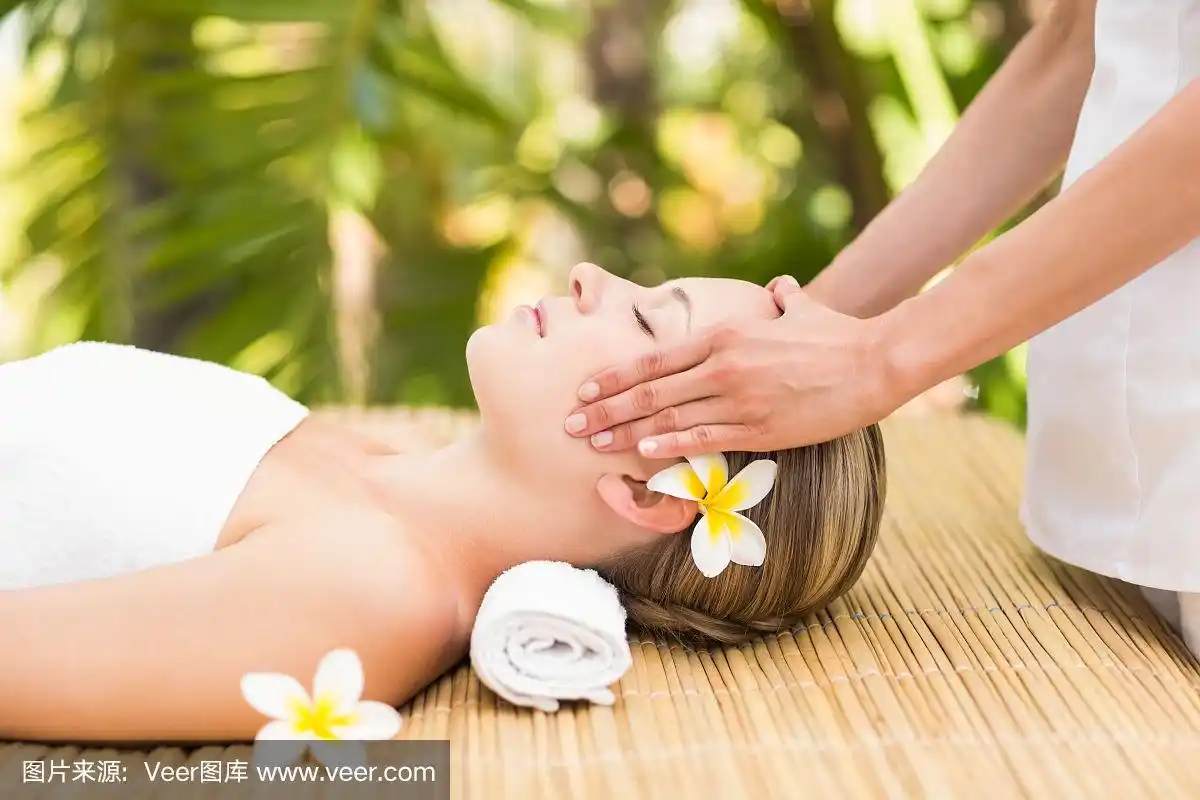 spa美容,青年女人,面部按摩,中心,按摩台