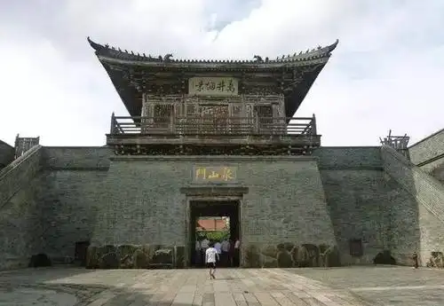 夹缝中的小政权割据漳泉二州的清源军