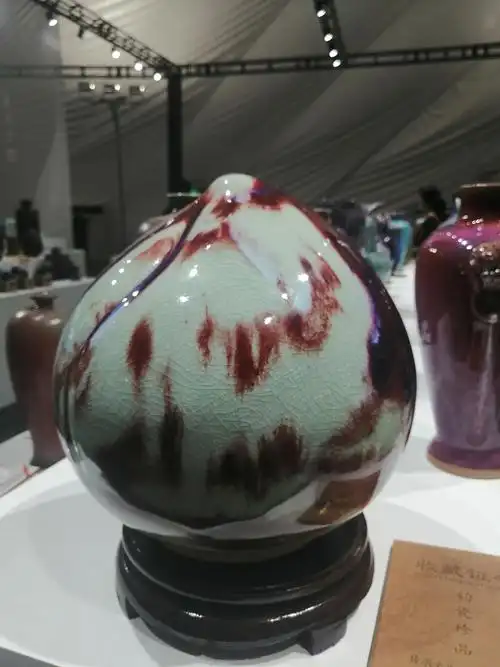 为广大市民朋友带来一场别开生面的淄博陶瓷琉璃艺术盛宴