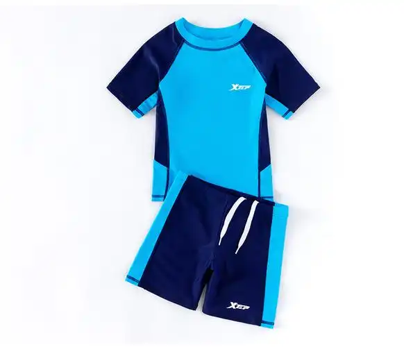 特步儿童泳衣男童宝宝泳衣裤防晒速干分体小童中大童速干游泳装备天空