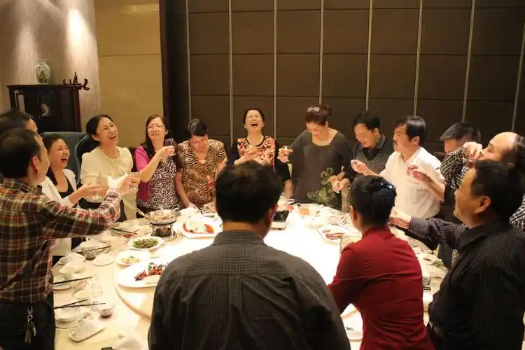 四班同学毕业后聚会照片集锦