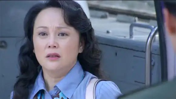 带泪梨花:毒枭让赌徒来当毒贩,赌徒选择相信自己的赌运!