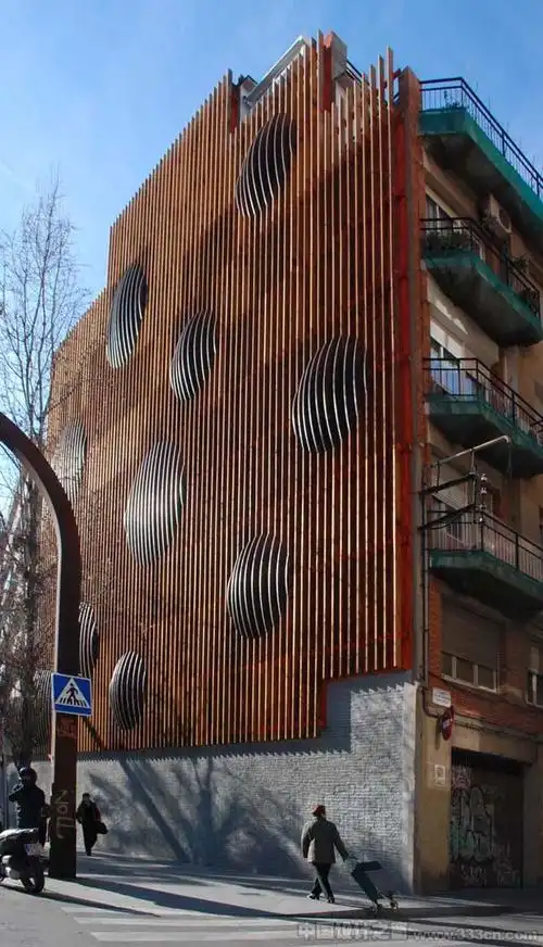中国设计之窗--大卫·布拉沃萨尔瓦创意外墙装饰