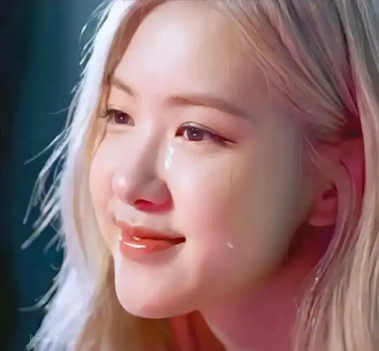 的太好看了叭流泪也好美腻#头像分享  #rose  #今日文案  #rose朴彩英