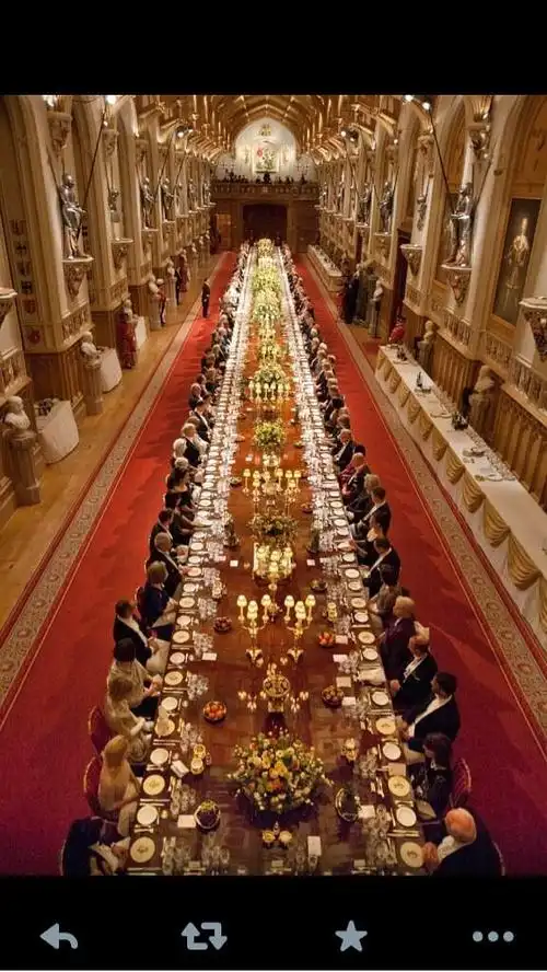 丹出席英女王国宴