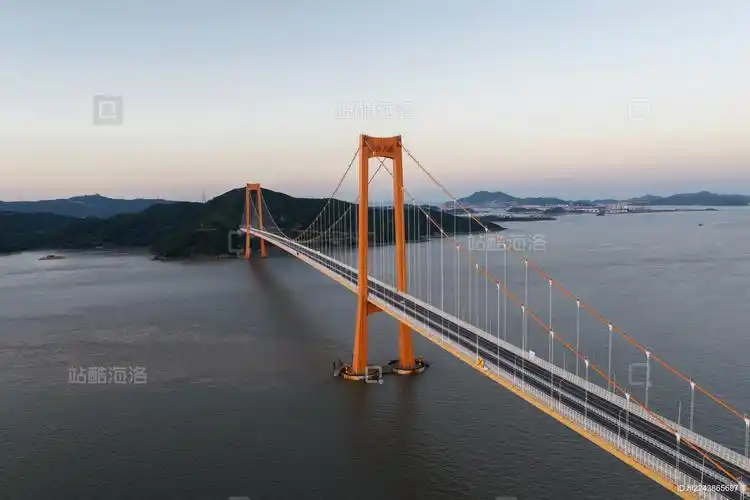 浙江舟山连接岱山岛和秀山岛的秀山大桥