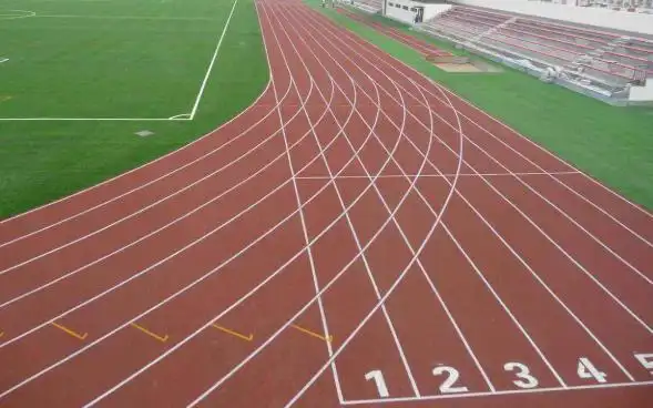 标准田径场地的设计内容