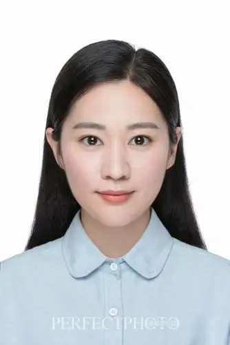 看这里最美证件照走俏汕头秒变男神女神就在这里了