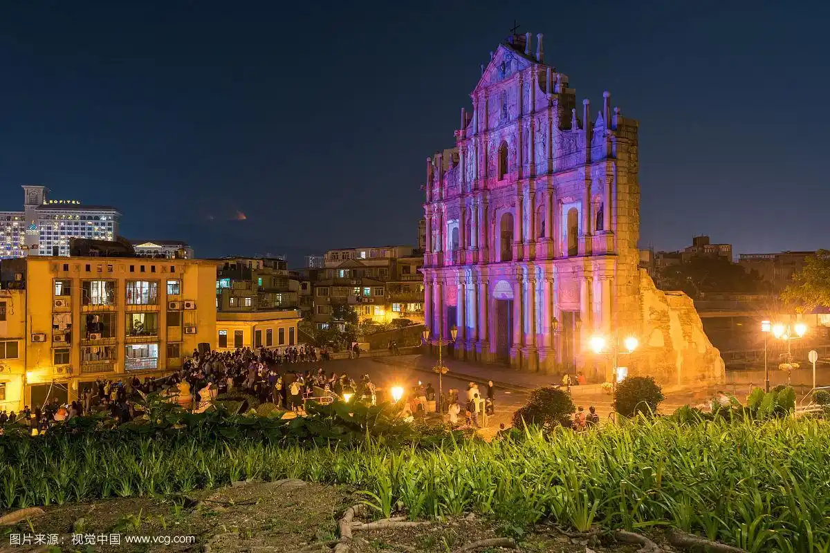 澳门著名景点大三巴牌坊夜景