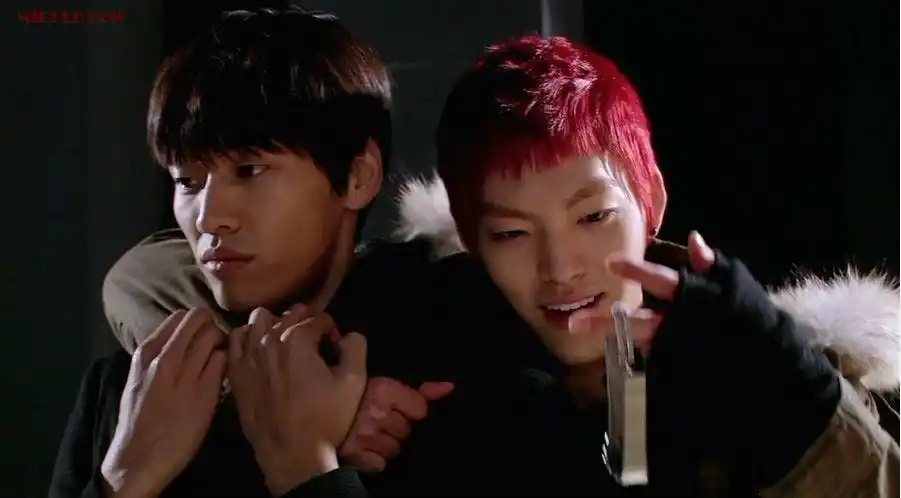 金宇彬和金英光