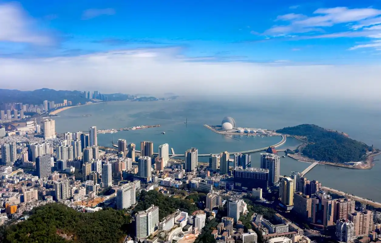 比如,支持珠海自身用好用足经济特区立法权,探索实施一批创造型,引领