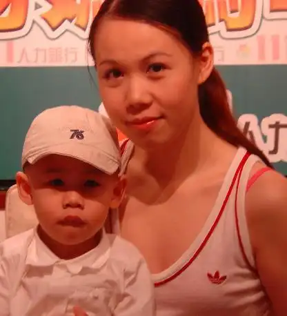 尹天照的老婆teresa是谁