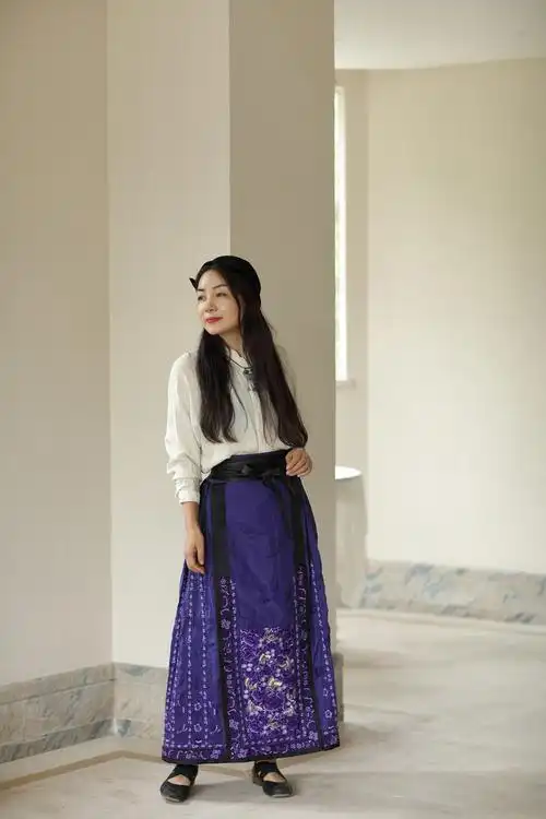 林栖设计小店现货经典五色马面裙时装周新复古刺绣民族风马面裙下裙