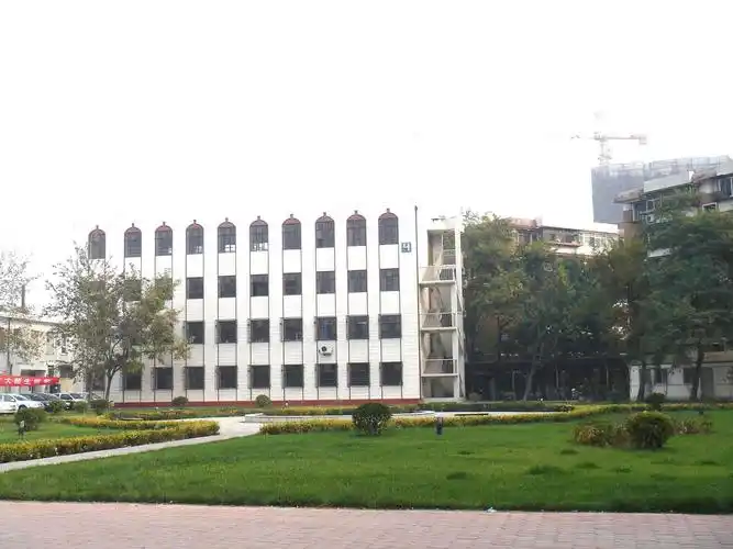 天津工艺美术学院