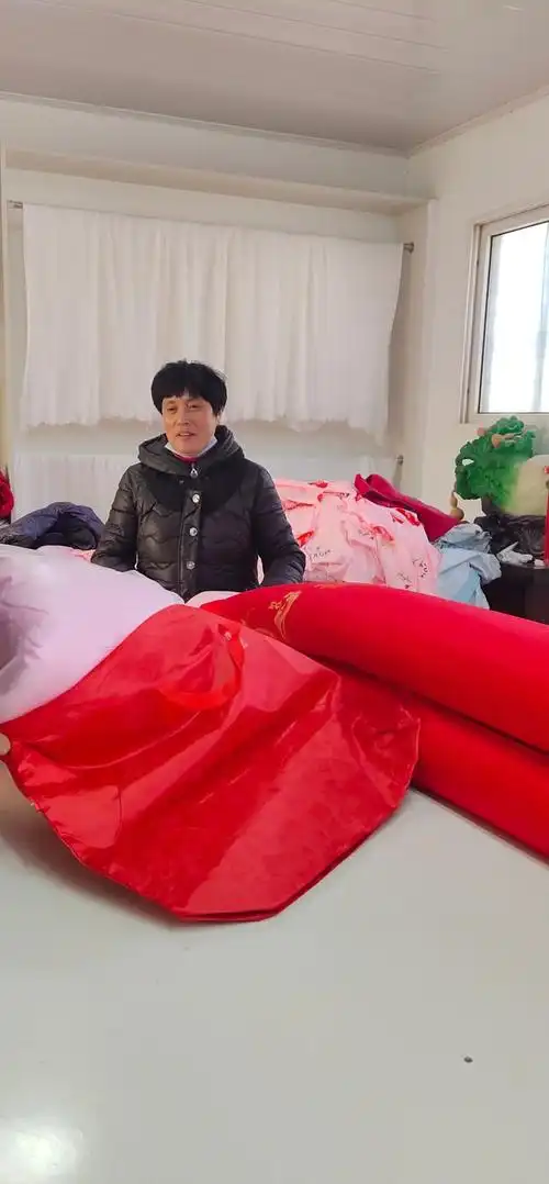 手工蚕丝被,自己家抽的桑蚕丝,专业做被子,私人订制,各种婚被 - 抖音