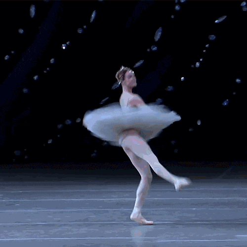 芭蕾舞也是所有女性向往的优雅它承载舞蹈中最精湛美妙的动作足尖是