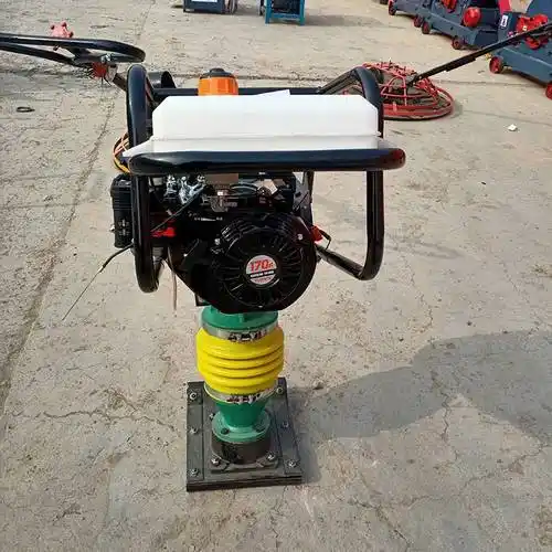 手扶式地面冲击夯厂家久恒汽油式地面打夯机建筑地基夯实机