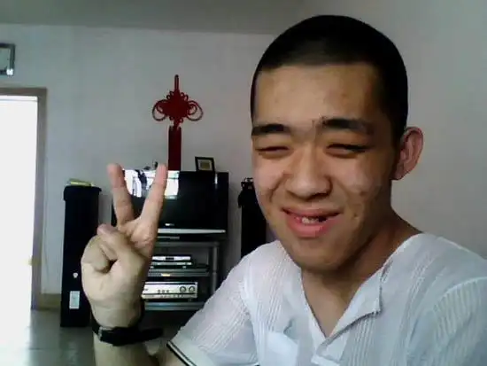 沈阳17岁智障男孩走失 妈妈等你回家