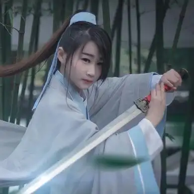 竹林舞剑女生头像唯美古风真人头像