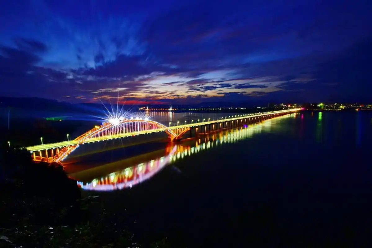 五一来十堰旅游免费的夜景打快点,绝不后悔 五一很多外地朋友来十堰