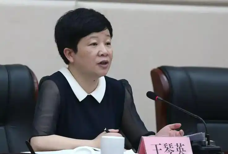 今天德清县乡村振兴暨小城镇环境综合整治建设四好农村路工作现场推进