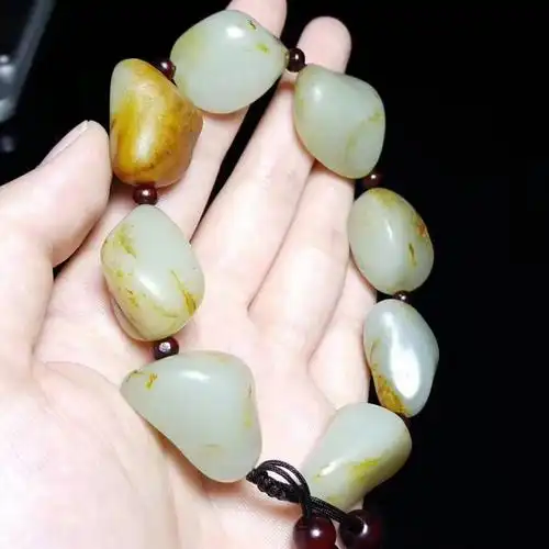新疆和田玉籽料原石手串!白度近一级,赏析!