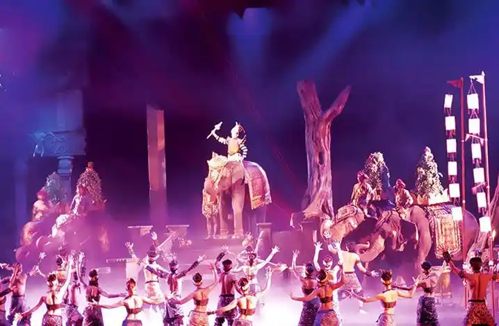 普吉岛表演秀攻略天皇秀西蒙秀幻多奇三合一秀