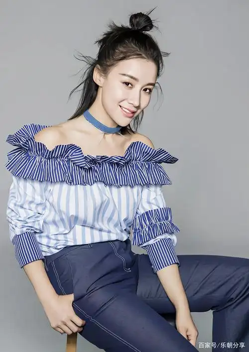 姚芊羽美图集锦