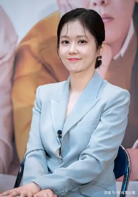 有一种"半永久"叫张娜拉剪短发,近照换脸,40岁末走下神坛