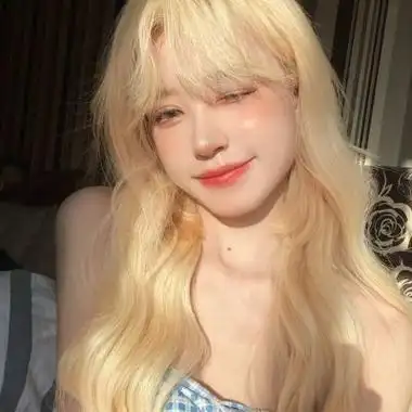 染头发女生头像网红