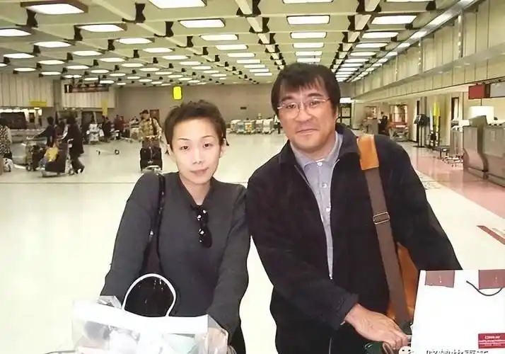 最懂女人心的李宗盛:甩朱卫茵有多无情,被林忆莲甩就有多心痛_张艾嘉