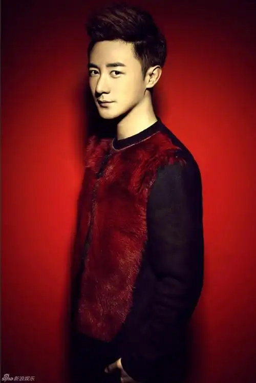 组图:张倬闻全新写真曝光 深邃诠释型男魅力_高清图集_新浪网