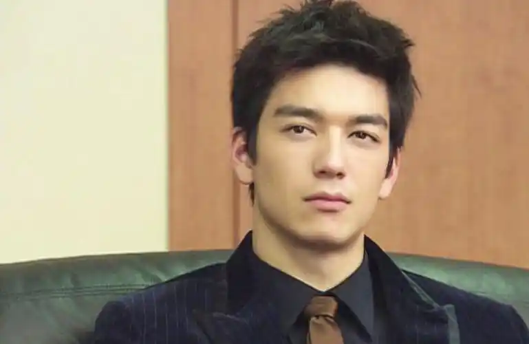 电影版《浪漫满屋》开机,37岁张俪和41岁丹尼斯吴被吐槽年龄太大