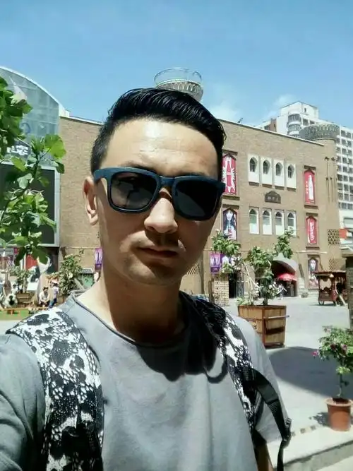 【帅男秀场】randy30岁双鱼座自由职业者_帅哥秀场_嘉峪关论坛_嘉峪关