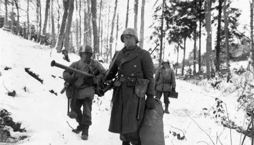 这其中有一位德国妈妈叫伊丽莎白61维肯(elisabeth vincken),她带着