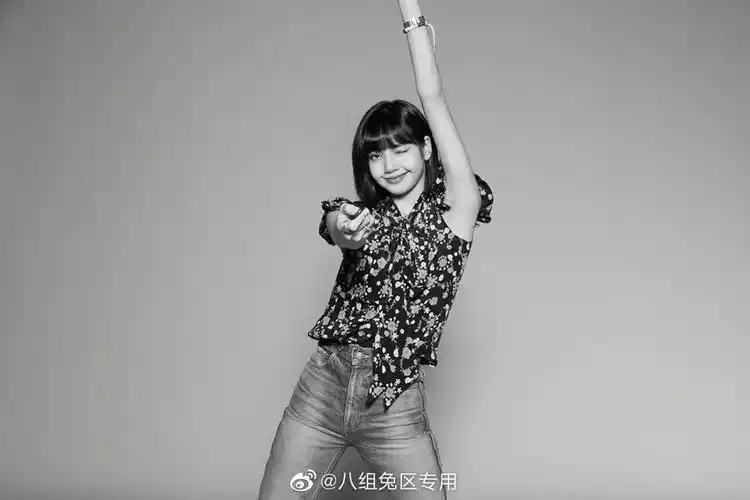 blackpink jisoo jennie rosé lisa 壁纸 头像因为是从微博长图里