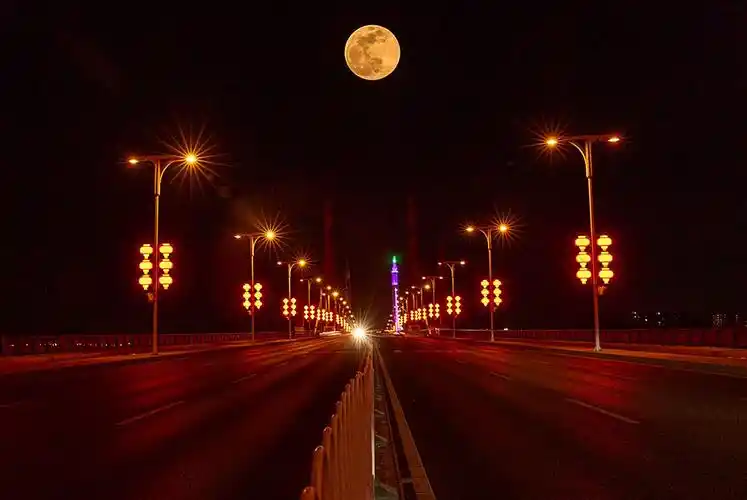 元宵节遇上"超级月亮"