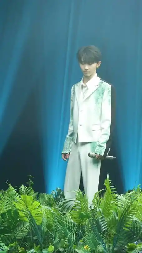 马嘉祺乌托邦乐园舞台直拍