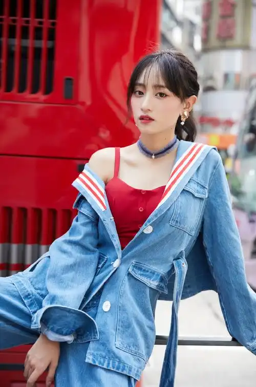 snh48黄婷婷性感动人写真图片34